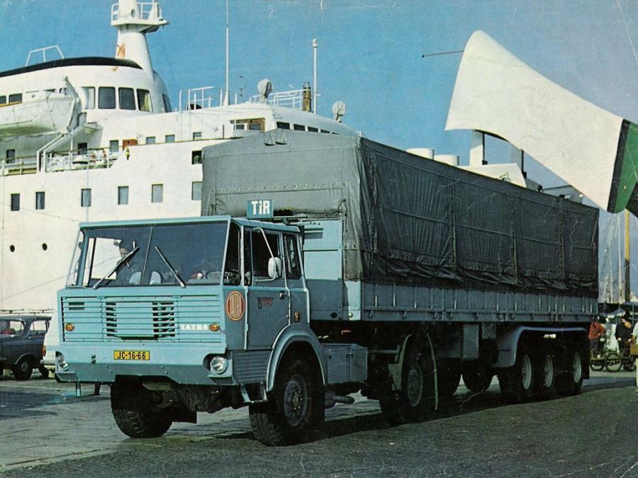  Tatra T813 NTH 4x4 1967 года  (фото 3 из 3)